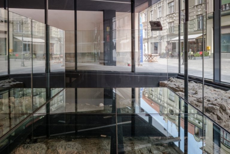 06_paviljon_za_prezentacijo_arheleogije_celje_©Nande_Korpnik_2019